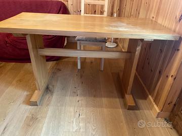 Tavolo in legno