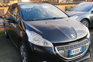 Peugeot 208 1.2 VTi 82 CV 5 porte Allure