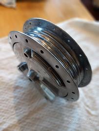 Mozzo originale posteriore  Ducati Scrambler 450