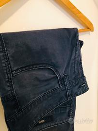 Pantaloni blu Guess