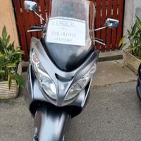 Scooter Suzuky-Burgman 400 