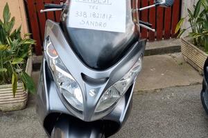 Scooter Suzuky-Burgman 400 