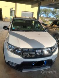 Dacia Sandero stepway 1.5dci - solo 18,500km