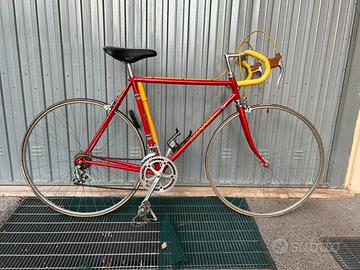 Bicicletta da corsa Colnago Sport