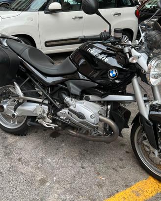 BMW R1200R 2007 - 42.000 Km - 4.300 € con bauletti