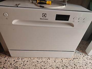 Lavastoviglie Electrolux