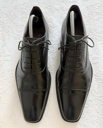 Eleganti scarpe da uomo