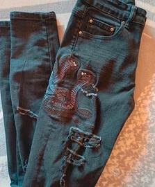 Jeans neri strappati tg s  pari al nuovo