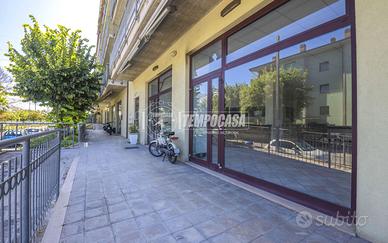 Locale Commerciale a Civitanova Marche 3 locali