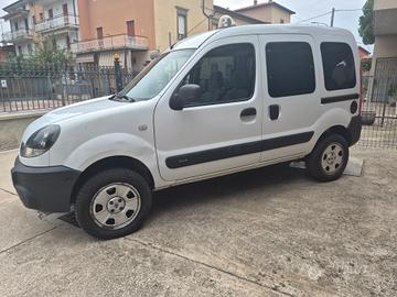 Renault Kangoo 1.6 16V 4x4 5p. Luxe