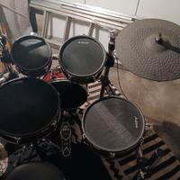 Batteria elettronica Alesis strike drum kit