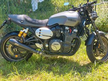 Yamaha XJR 1300 - 2015