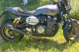 Yamaha XJR 1300 - 2015