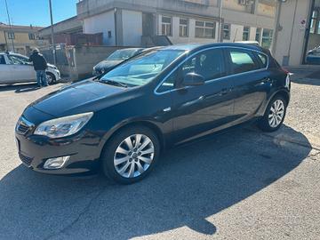 Opel Astra 1.7 CDTI 110CV 5 porte Cosmo