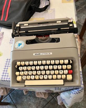 Macchina da scrivere