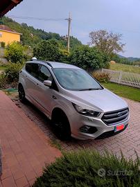 FORD KUGA ST LINE