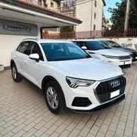 Audi Q3 35 2.0 tdi Business S-tronic 150CV