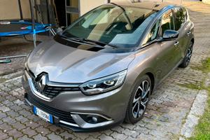 Renault Scenic 1.5 Dci elettrica/diesel