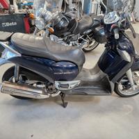 Aprilia Scarabeo 500 - 2011