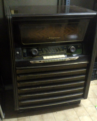 Radio giradischi grunding