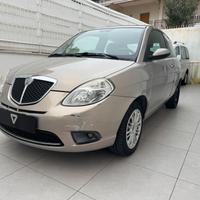 Lancia Ypsilon 1.2 Oro