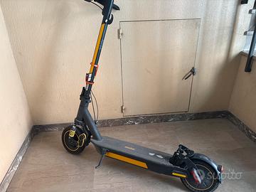 Monopattino Ninebot G30 max
