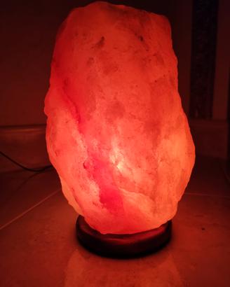 Splendida lampada di sale dell' Himalaya