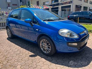 Fiat Punto Evo 1.4 5 porte S&S Dualogic Dynamic - 