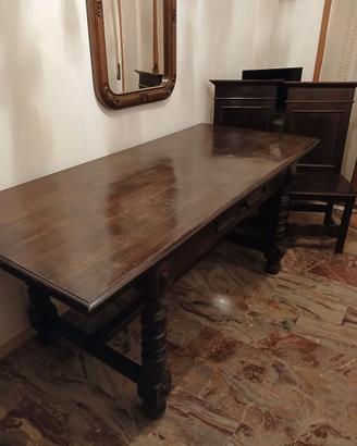TAVOLO DI LEGNO