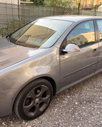 Golf 5 del 2008