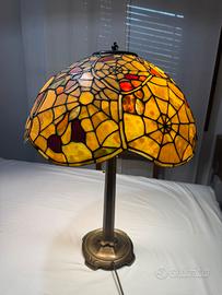 LAMPADA IN STILE TIFFANY
