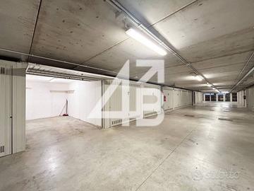 Box / Garage di 15 m² a Trieste