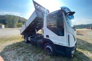 Iveco 75E18 cassone ribaltabile