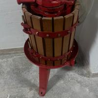 Torchio per spremitura nuovo