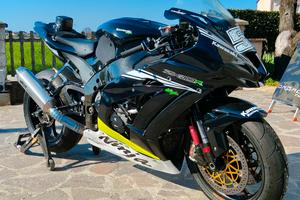Kawasaki ZX10R 2016 pronto pista 