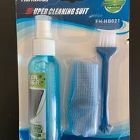 Kit per la pulizia di tastiere pc, lenti e schermi
