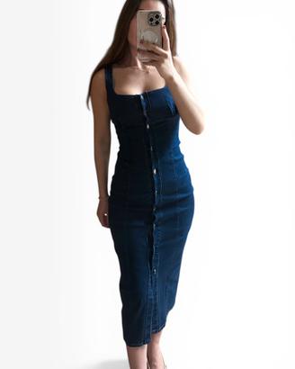 Abito in denim con bottoni anteriori 😍