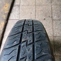 ruotino da 16 con accessori per lo smontaggio
