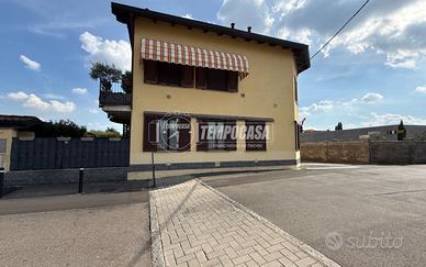 RIF. 047 - GRAZIOSO MONOLOCALE DISPOSTO SU DUE LIV