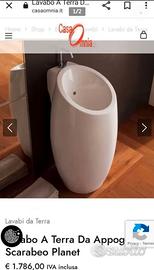 Lavabo da terra in ceramica pregiata Scarabeo.