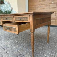 Scrivania stile liberty