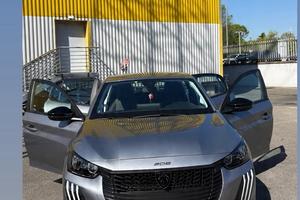 Peugeot 208 1.2 PureTech 75 CV