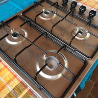 Piastra di cottura a gas 4 fuochi