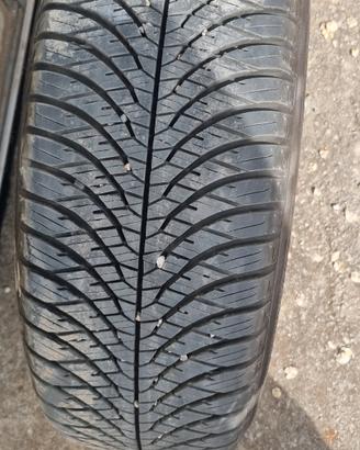 Gomme con  cerchi per Ford Fiesta 
