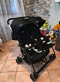 passeggino gemellare  mai usato in ottime condizio