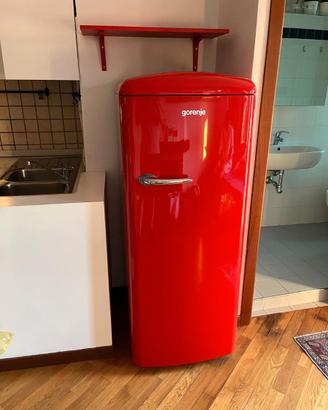 Gorenje Retro in una vivace finitura rossa