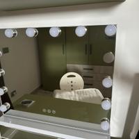 Specchio per trucco