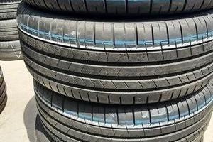 4 gomme usate 245 45 18  michelin