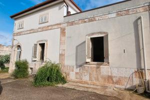 Indipendente a Turi 190 mq