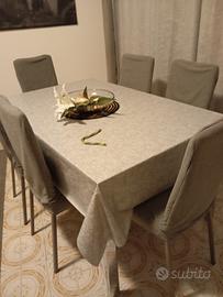tavolo con sedie